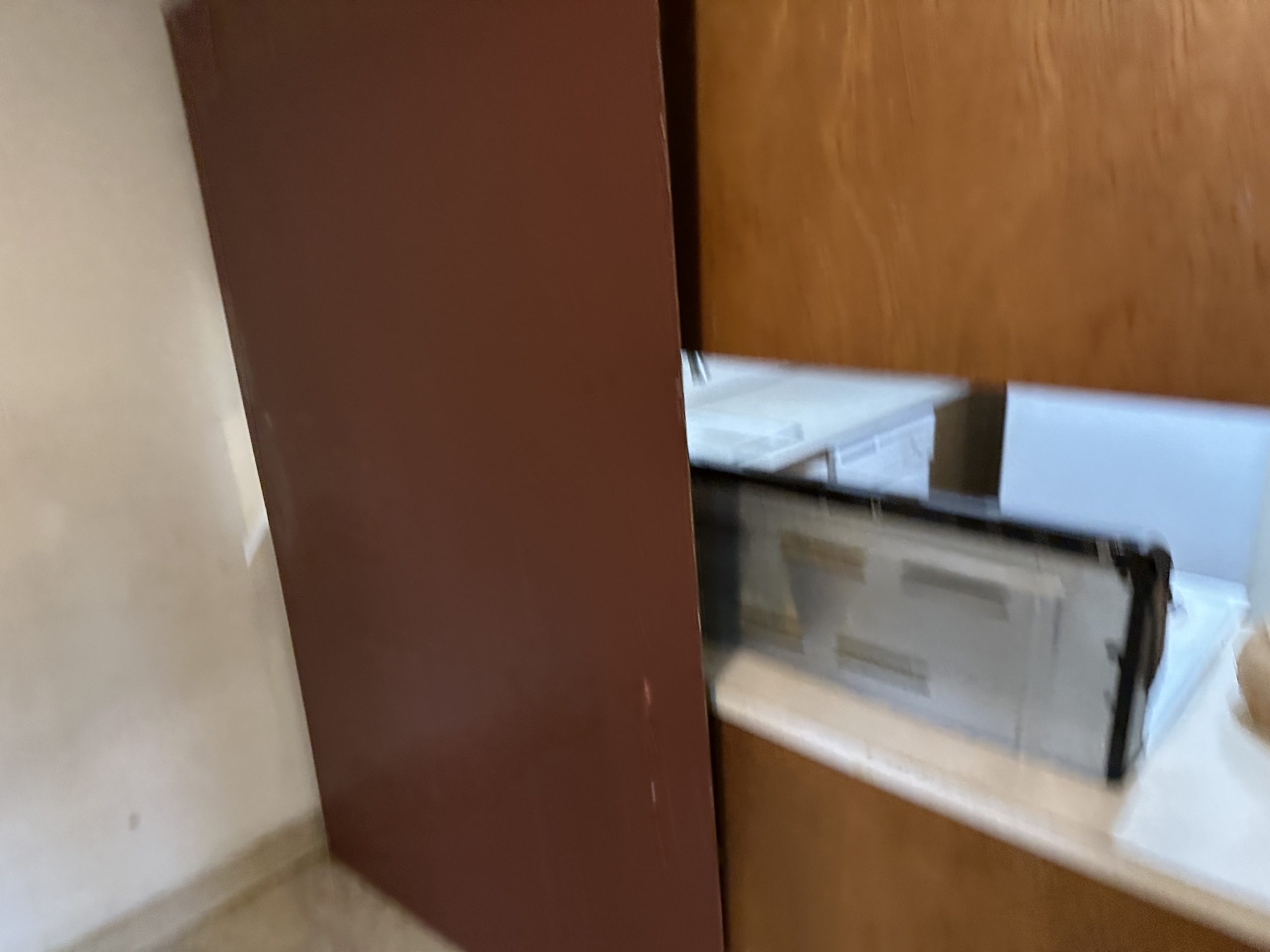 Before – Revamp Your Bathroom with Bathtub Reglazing in Portland OR – Bathroom-Reglazing Portland OR