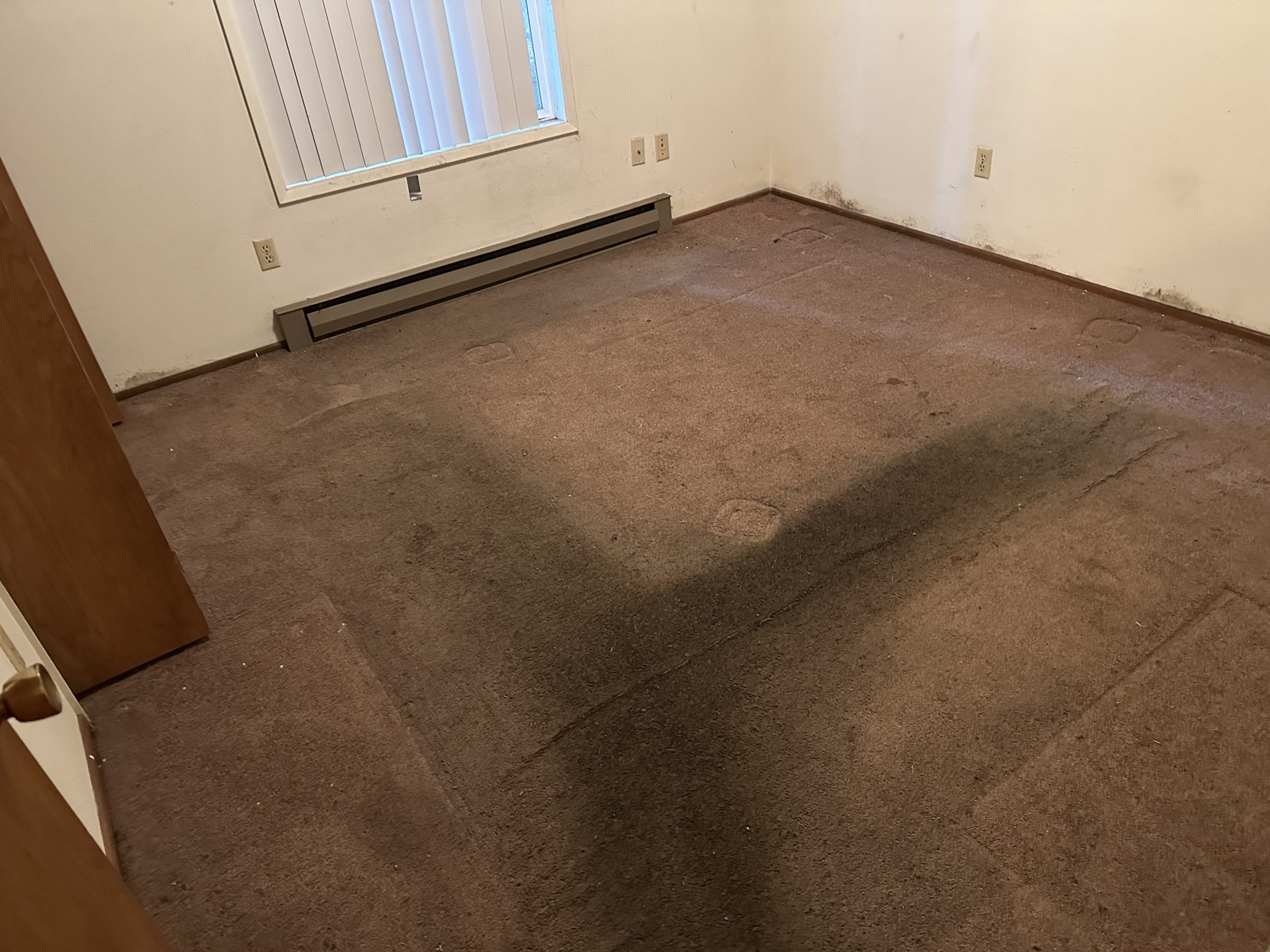 Before – Transforming Aged Homes: House Flip Renovation in Portland OR – House-Flip Portland OR