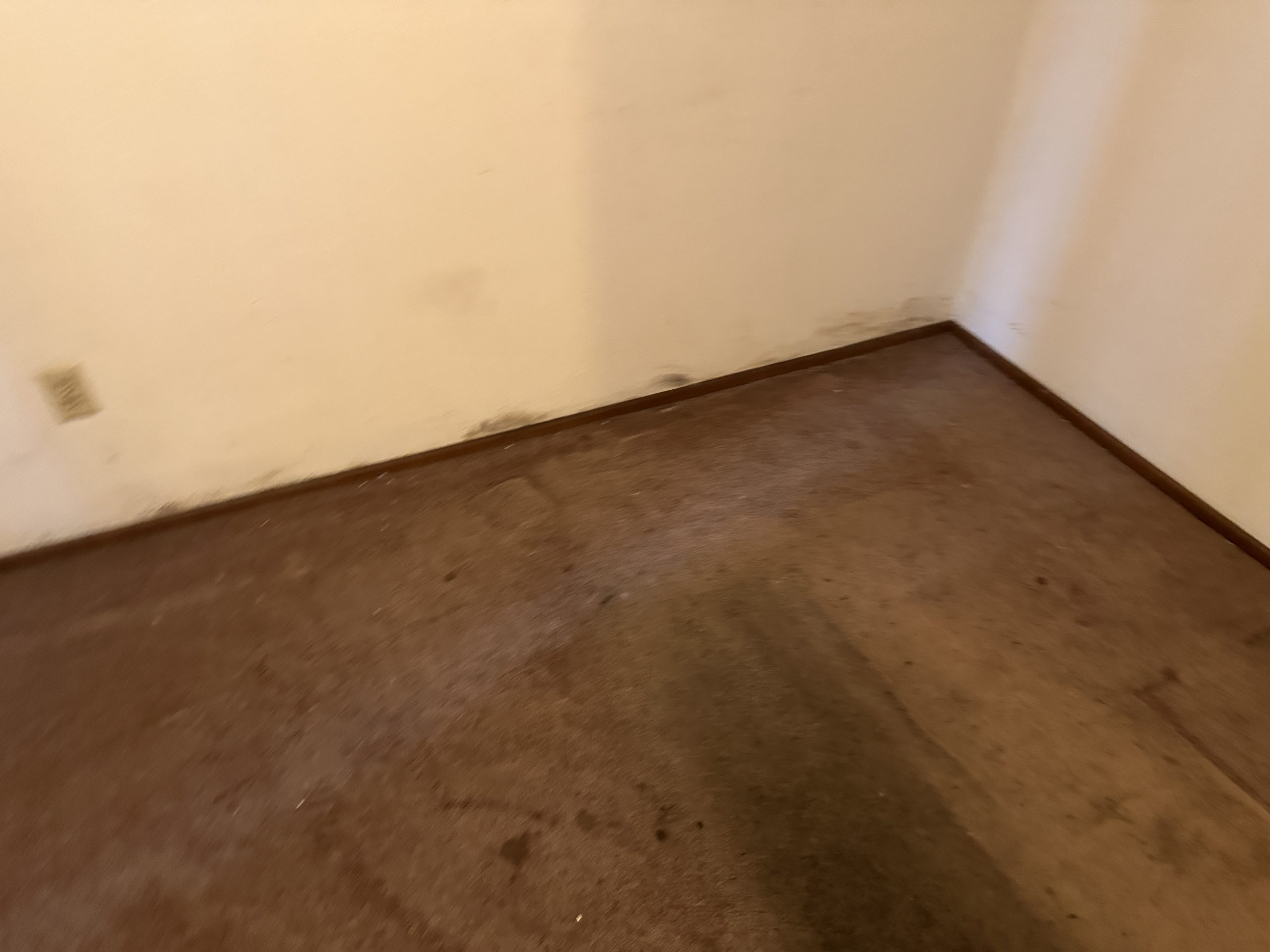 Before – Transforming Aged Homes: House Flip Renovation in Portland OR – House-Flip Portland OR