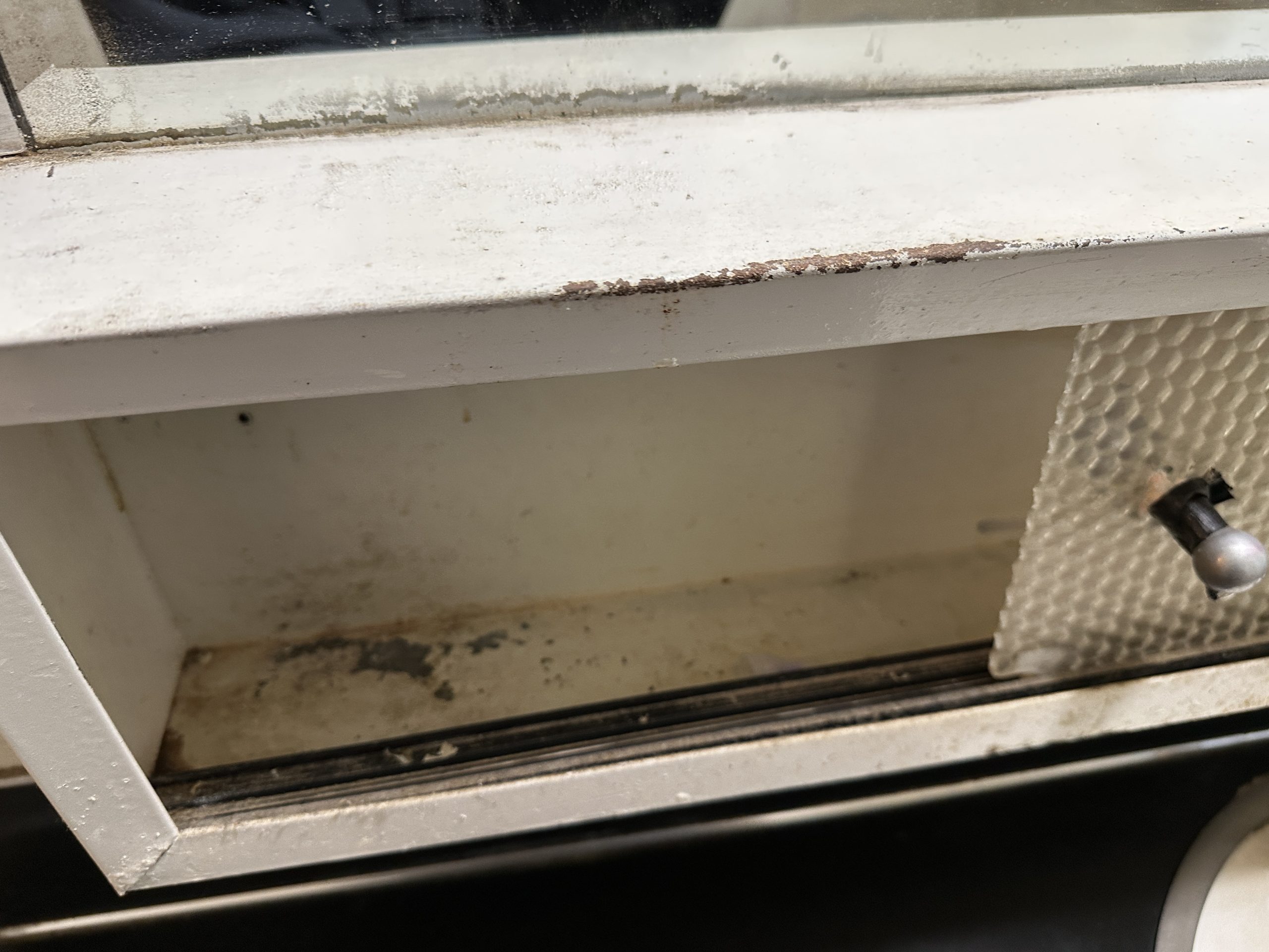 Before – Bathtub Reglazing Portland OR: The Budget-Friendly Fix – Bathroom-Reglazing Portland OR