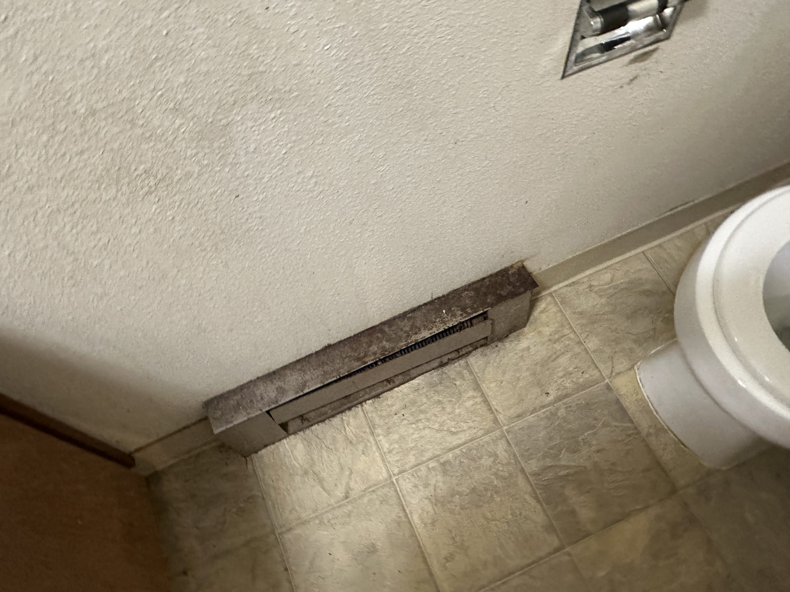 Before – Transforming Aged Homes: House Flip Renovation in Portland OR – House-Flip Portland OR