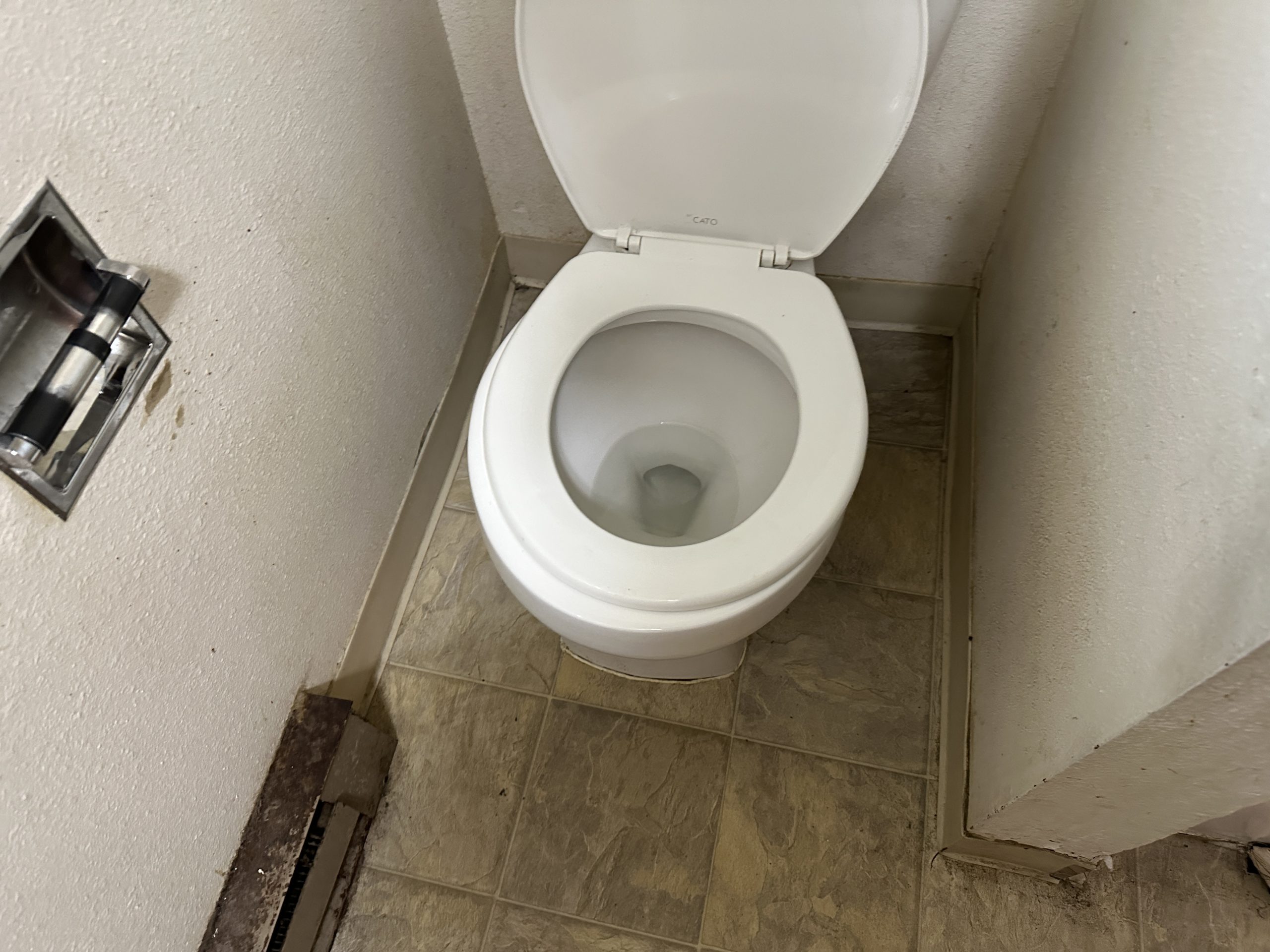 Before – Bathtub Reglazing Portland OR: The Budget-Friendly Fix – Bathroom-Reglazing Portland OR