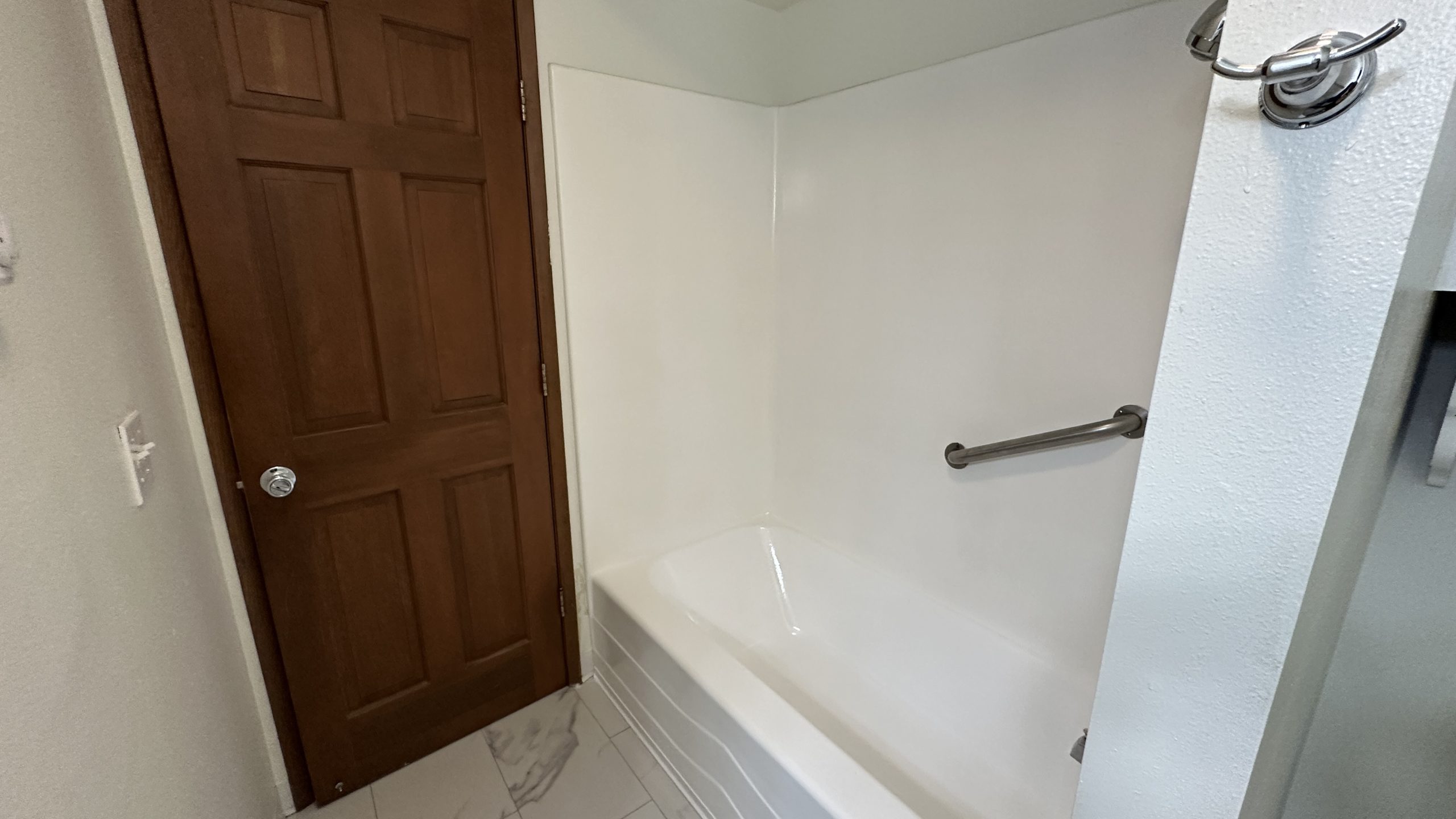 After – Bathtub Reglazing Portland OR: A Fresh New Look – Bathroom-Reglazing Portland OR